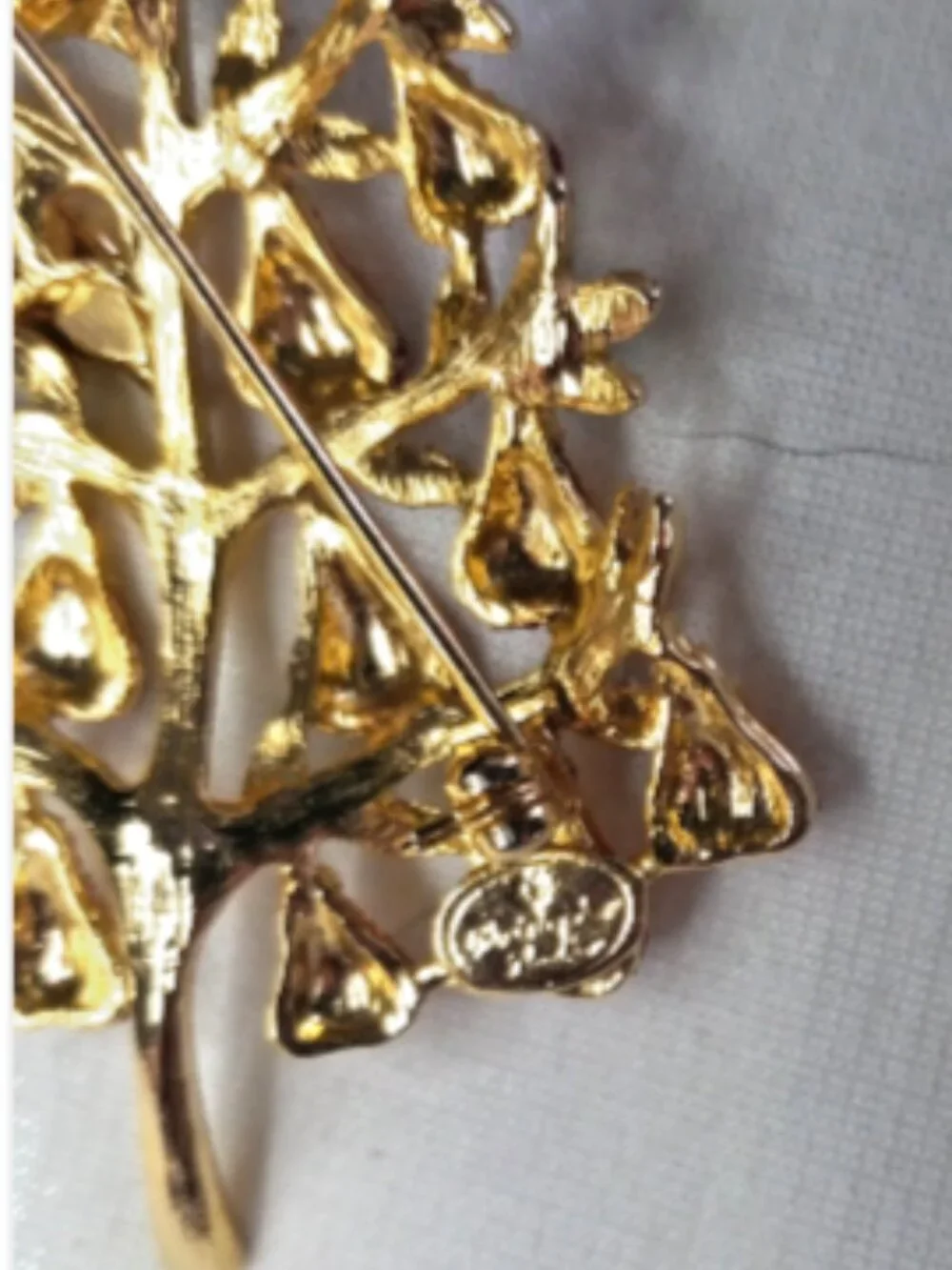 Christopher Radko Partridge Pear Tree Christmas Brooch Gold Tone Enamel Pin